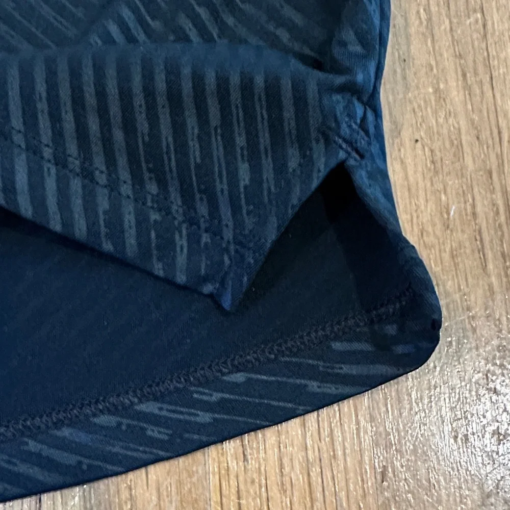 *last chance* Under Armour | Women’s Sleeveless Black Polo Top - Picture 5 of 16